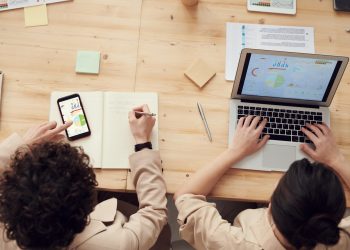 Artysta – przedsiębiorca. Co brać pod uwagę przechodząc „na swoje”?