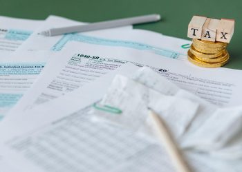 NISKI VAT DLA ARTYSTY – JAK TO ZROBIĆ?